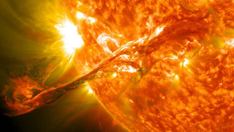 scifi.sk všehochuť -  - A Obrovská solárka búrka z roku 2012 