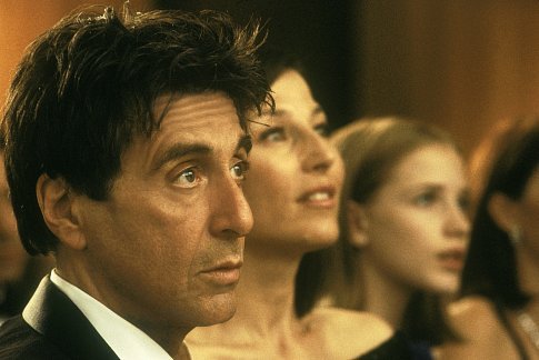 S1m0ne Al Pacino ako Viktor Taransky