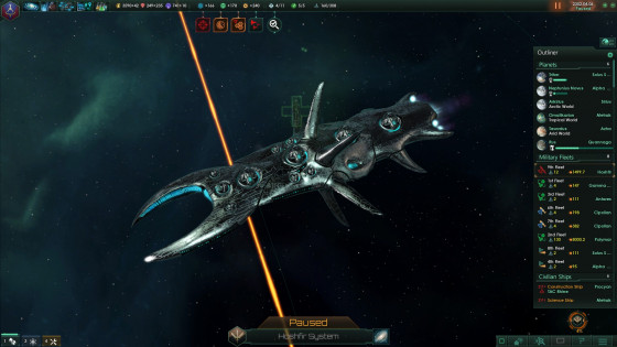 Stellaris - Scéna - Bitevná loď v úhybnom manévri 