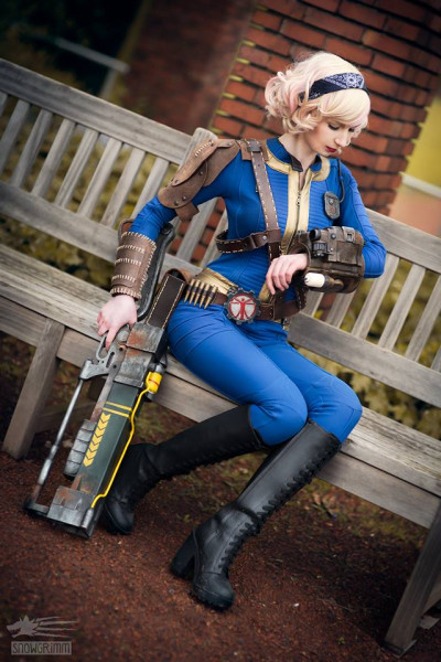 Fallout - Cosplay - Elenya Frost - Sole Survivor - 01 