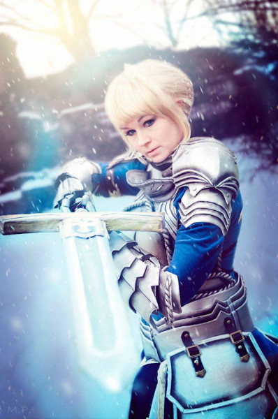 Lux Cosplay - Saber - 05 