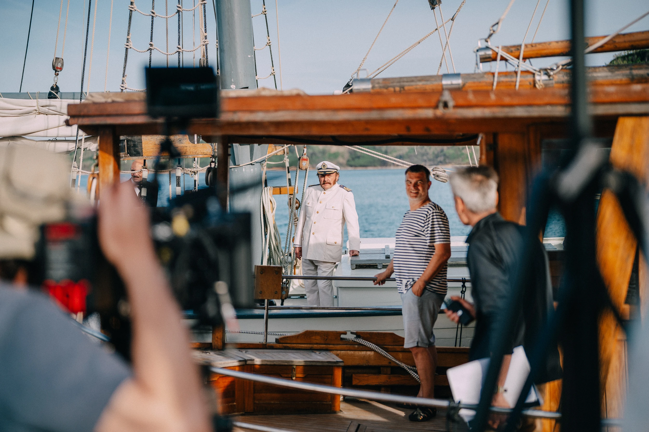 Vojna s mlokmi - Produkcia - Aurel Klimt a Jaroslav Dušk počas nakrúcania na Susaku 