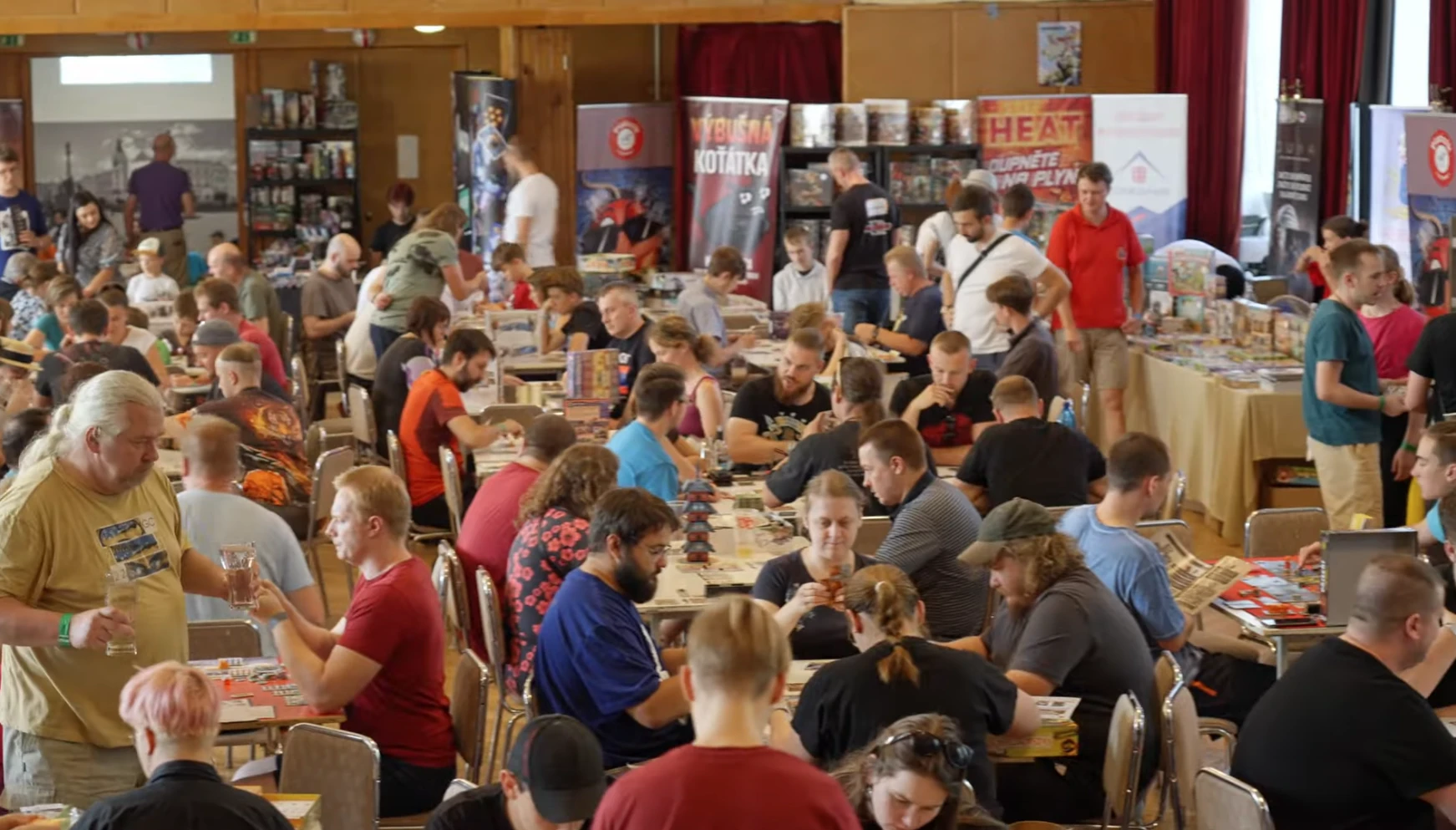 GameCon - Scéna - Otvorená herňa stolových hier 