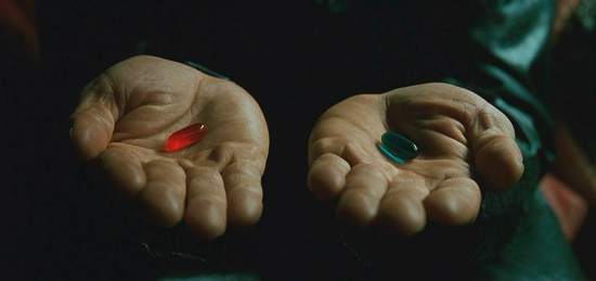 Matrix, The - Záber - Red pill or blue pill 