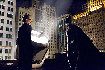 Batman Begins - Lt. Gordman a Batman pri znamení Batmana Batman Begins - Lt. Gordman a Batman pri znamení Batmana
